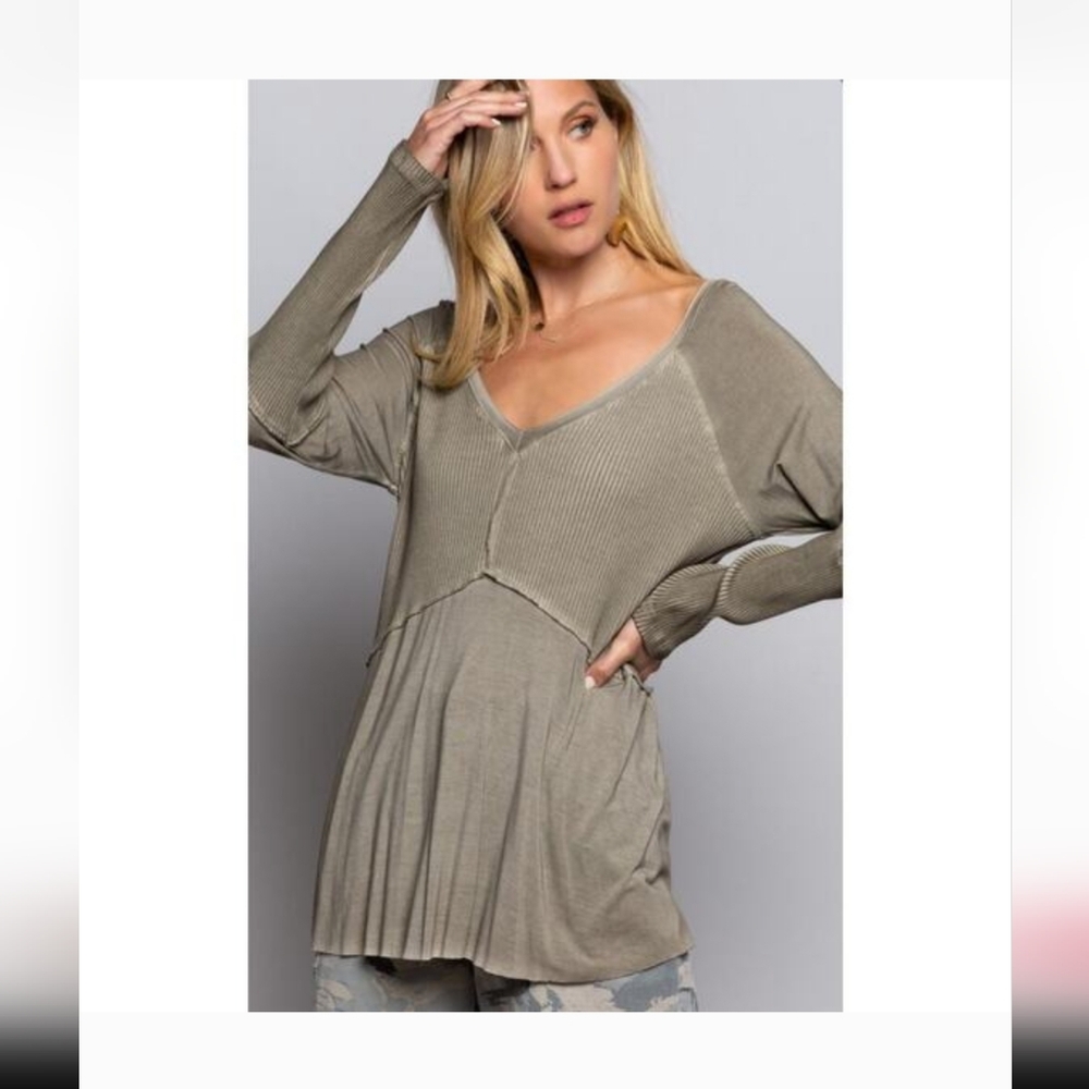 POL Women's V-Neck Long Sleeve Tunic Tan/Olive